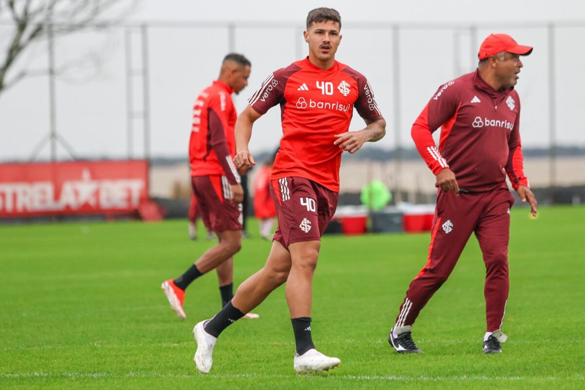 Inter hoje: Roger Machado ganha reforço no treino